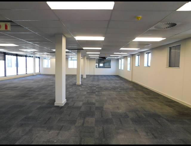 854M² OFFICE TO LET IN WAVERLEY